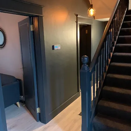 Twelve - Boutique -galway Centre -6 Bed En-suite - Free Parking Holiday home *