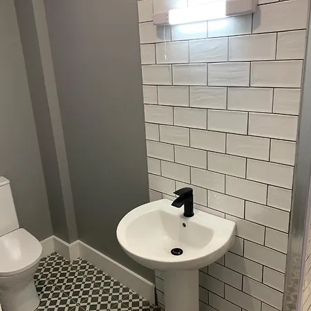 Twelve - Boutique -galway Centre -6 Bed En-suite - Free Parking Ferienhaus