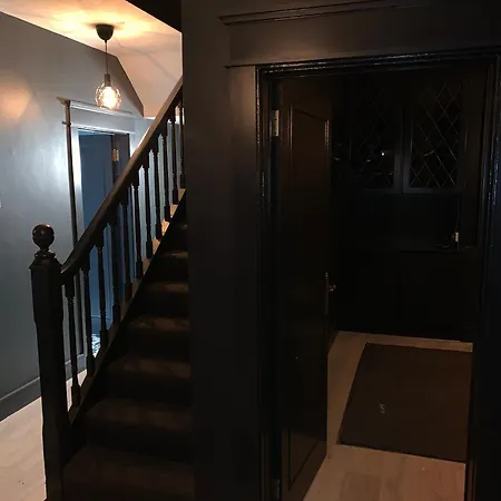 Holiday home Twelve - Boutique -galway Centre -6 Bed En-suite - Free Parking Galway