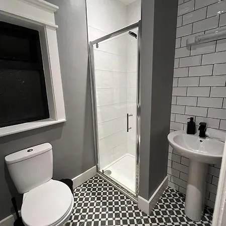 Twelve - Boutique -galway Centre -6 Bed En-suite - Free Parking Holiday home *